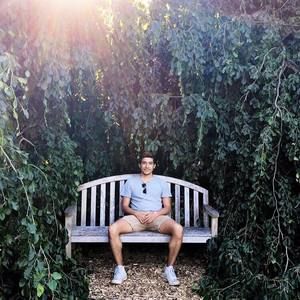 Meet your Posher, Isaac